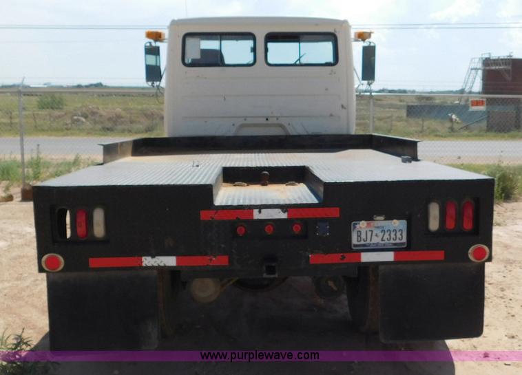 image for item L5917 1996 Freightliner FL70 flatbed truck