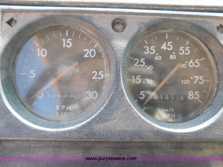 image for item L5917 1996 Freightliner FL70 flatbed truck