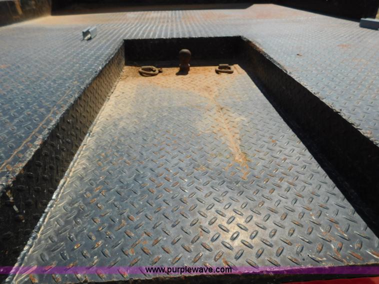 image for item L5917 1996 Freightliner FL70 flatbed truck