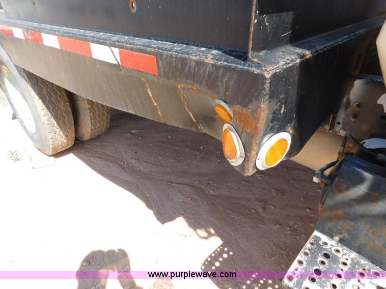 image for item L5917 1996 Freightliner FL70 flatbed truck