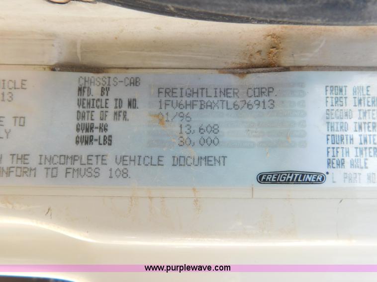 image for item L5917 1996 Freightliner FL70 flatbed truck