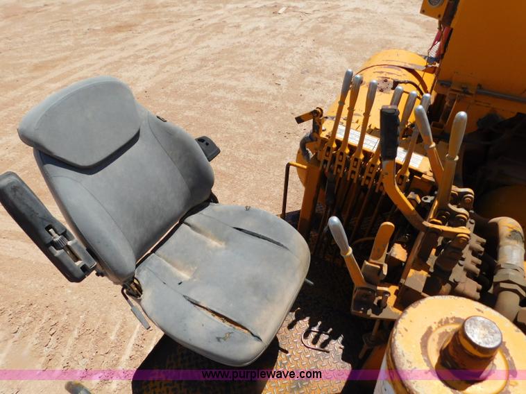 image for item L5919 1995 International F9370 pressure digger truck