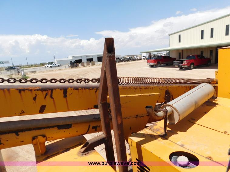 image for item L5919 1995 International F9370 pressure digger truck