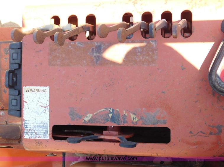 image for item L5920 1995 Ditch Witch 5110 trencher