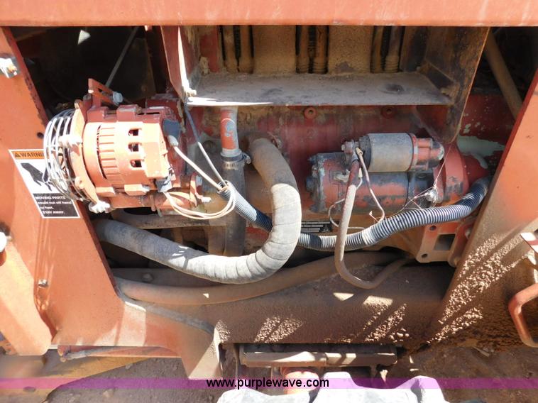 image for item L5920 1995 Ditch Witch 5110 trencher