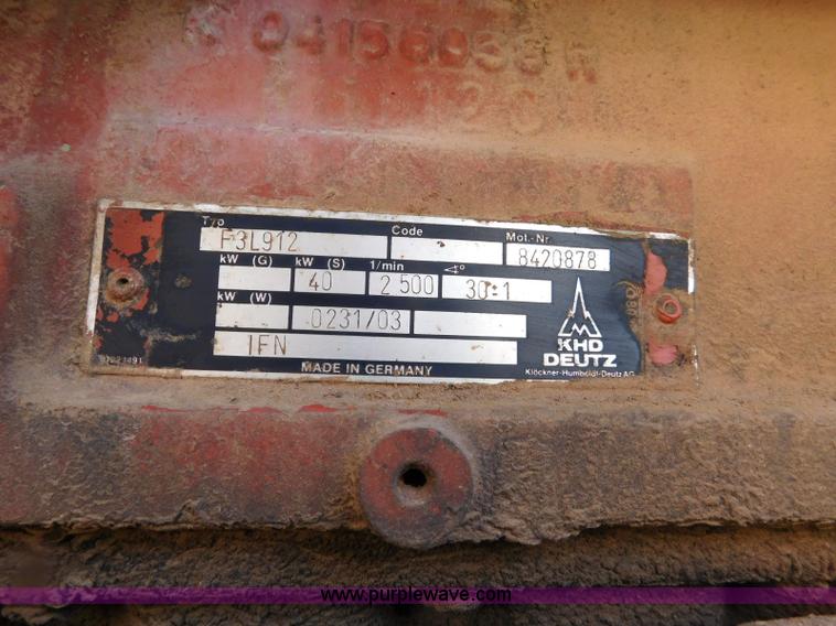 image for item L5920 1995 Ditch Witch 5110 trencher