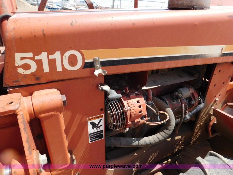 image for item L5920 1995 Ditch Witch 5110 trencher