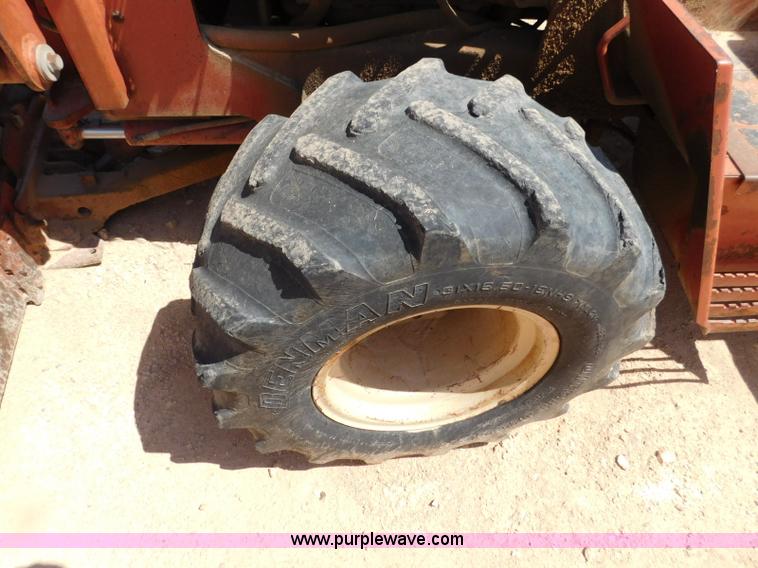 image for item L5920 1995 Ditch Witch 5110 trencher