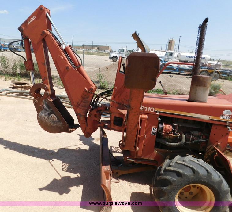 image for item L5920 1995 Ditch Witch 5110 trencher