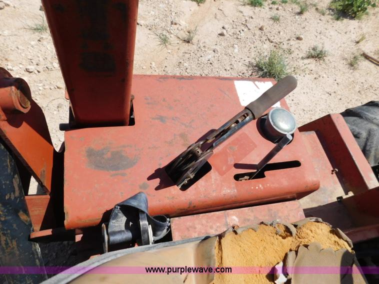image for item L5921 2002 Ditch Witch 3700 trencher