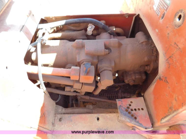 image for item L5921 2002 Ditch Witch 3700 trencher