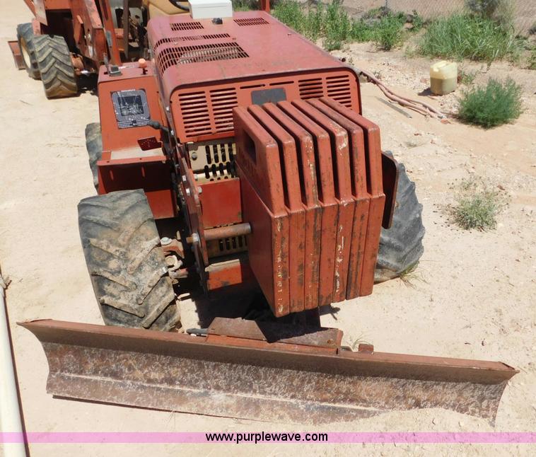 image for item L5921 2002 Ditch Witch 3700 trencher