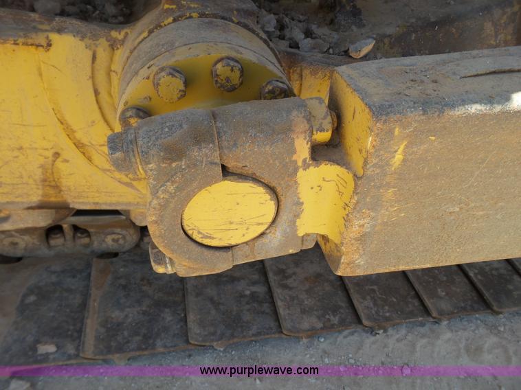 image for item L5922 2006 Caterpillar D6R XW Series III dozer