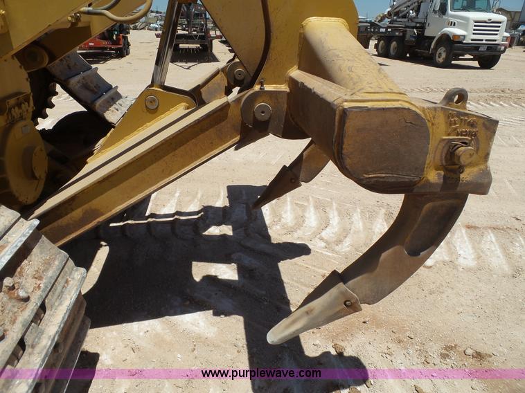 image for item L5922 2006 Caterpillar D6R XW Series III dozer
