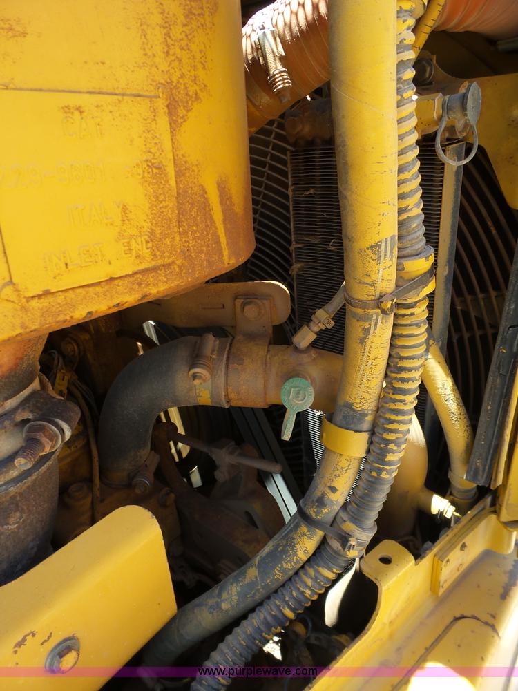 image for item L5922 2006 Caterpillar D6R XW Series III dozer