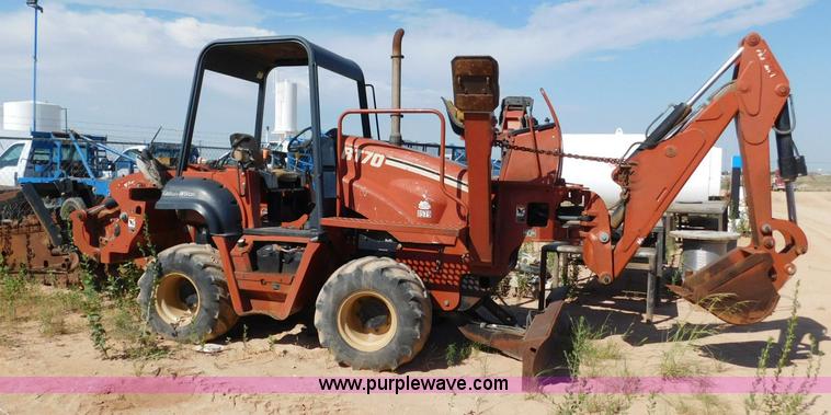 image for item L5923 2002 Ditch Witch RT70 trencher