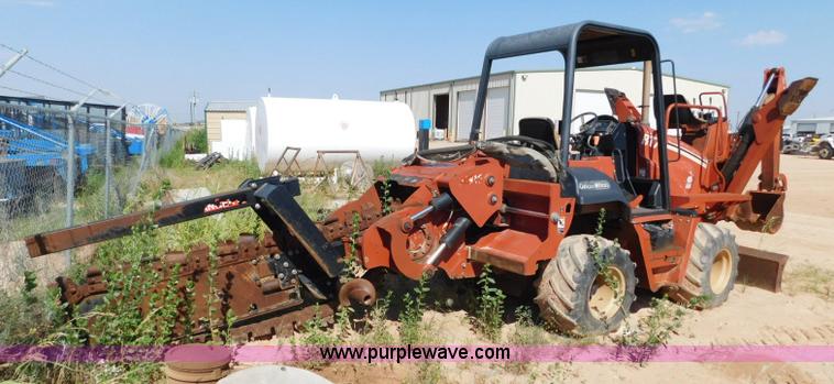 image for item L5923 2002 Ditch Witch RT70 trencher