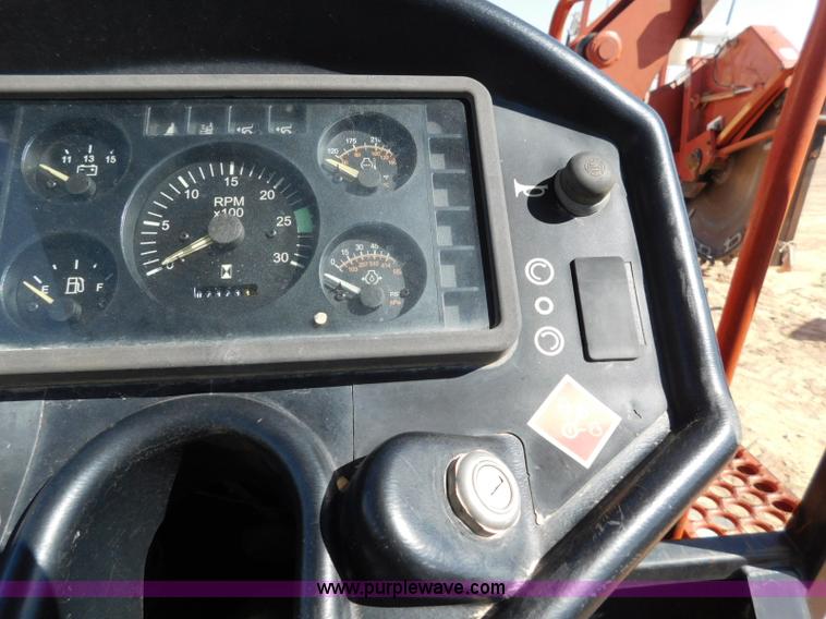 image for item L5923 2002 Ditch Witch RT70 trencher