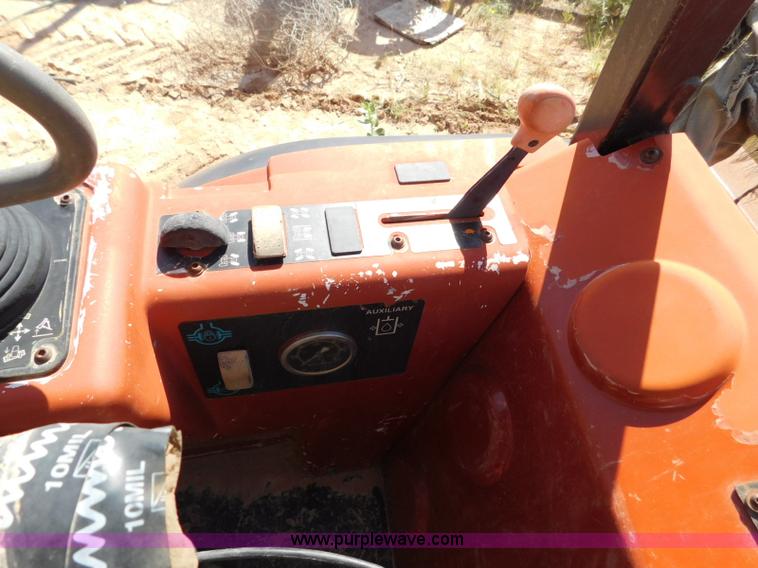 image for item L5923 2002 Ditch Witch RT70 trencher