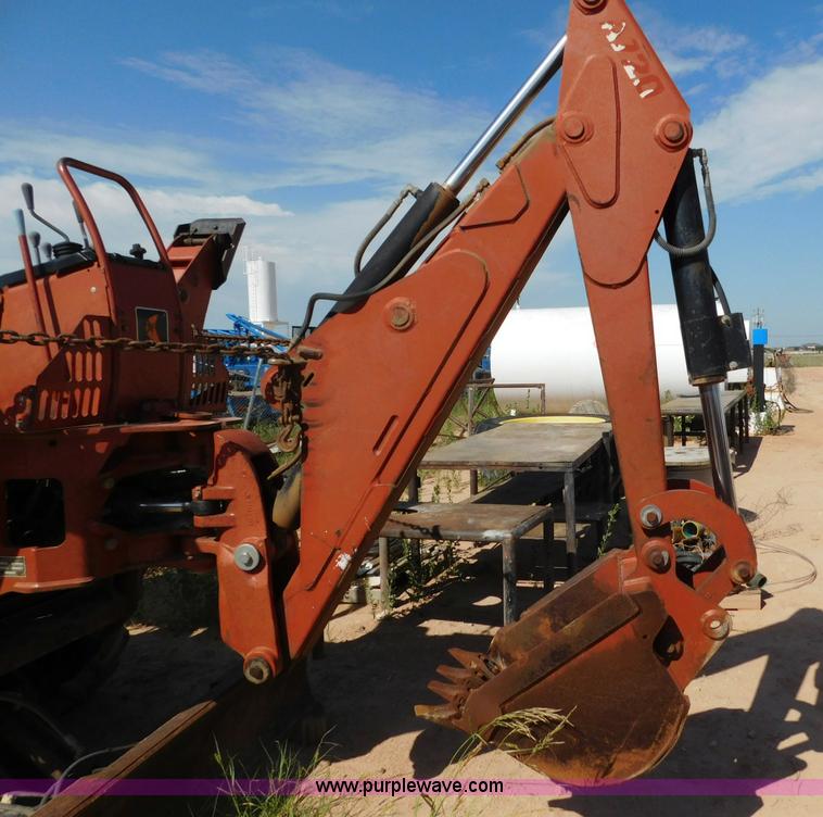 image for item L5923 2002 Ditch Witch RT70 trencher