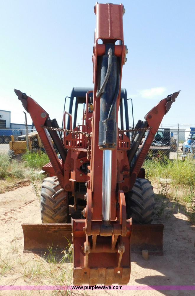 image for item L5923 2002 Ditch Witch RT70 trencher
