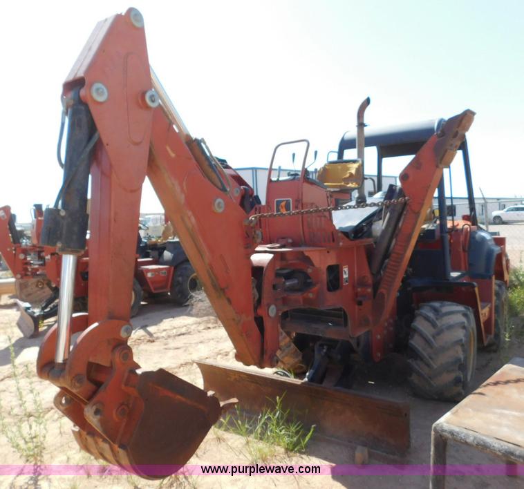 image for item L5923 2002 Ditch Witch RT70 trencher