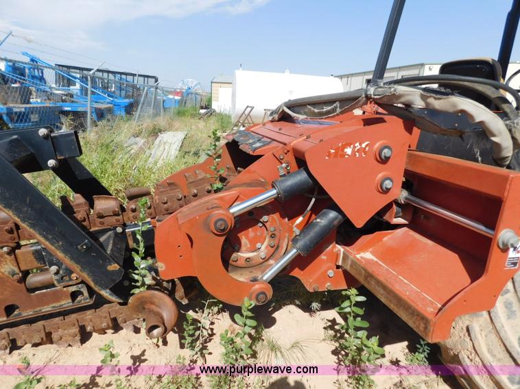 image for item L5923 2002 Ditch Witch RT70 trencher