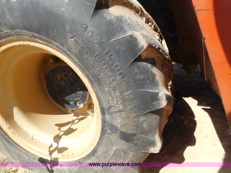 image for item L5923 2002 Ditch Witch RT70 trencher