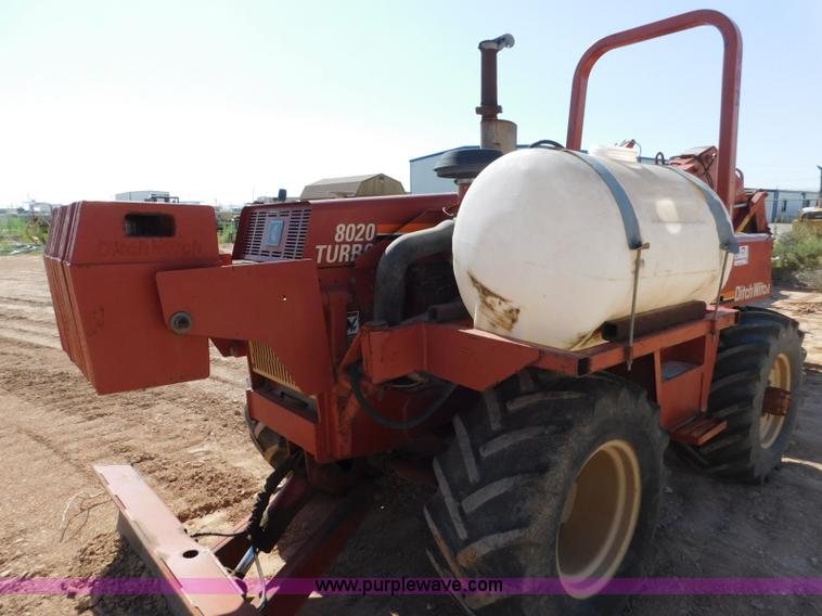 image for item L5924 1997 Ditch Witch 8020T rock saw