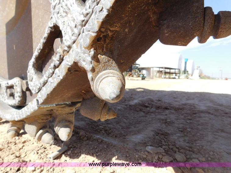 image for item L5924 1997 Ditch Witch 8020T rock saw