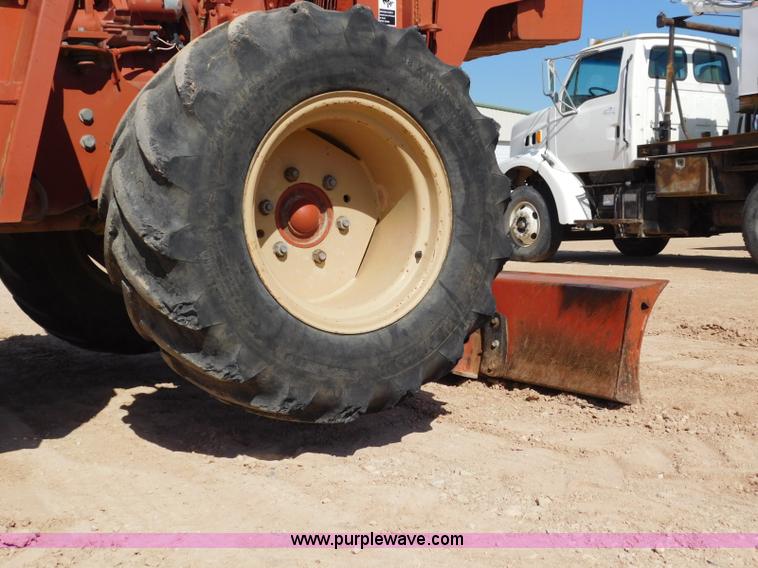 image for item L5924 1997 Ditch Witch 8020T rock saw