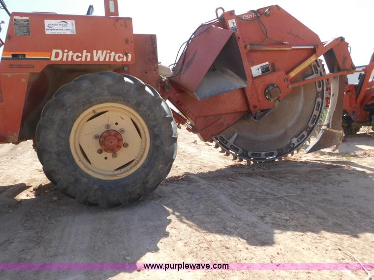 image for item L5924 1997 Ditch Witch 8020T rock saw