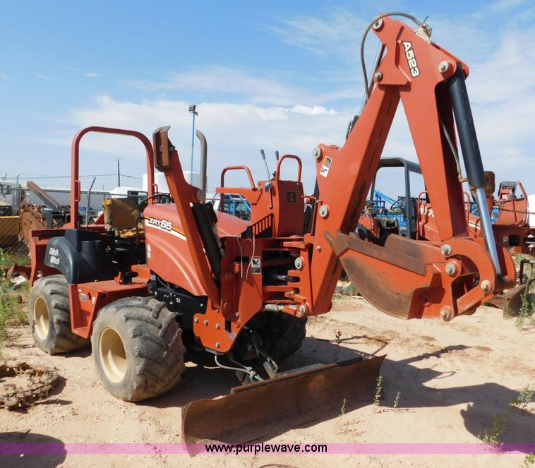 image for item L5925 2007 Ditch Witch ZRT65 trencher