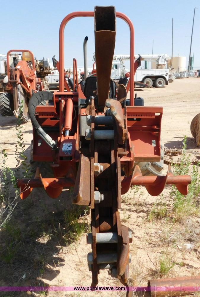 image for item L5925 2007 Ditch Witch ZRT65 trencher