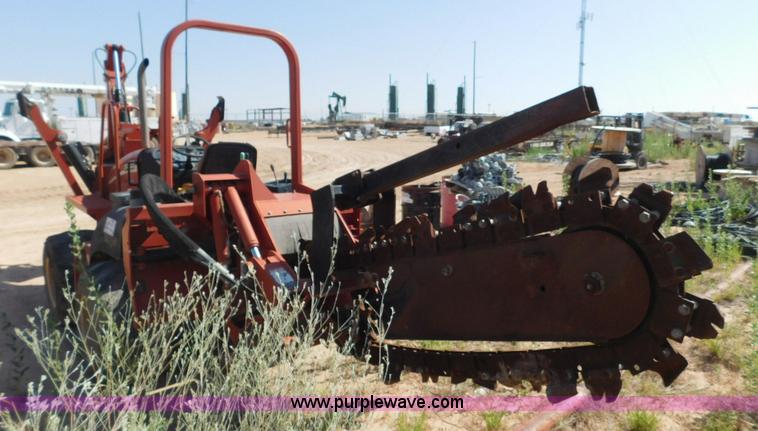image for item L5925 2007 Ditch Witch ZRT65 trencher