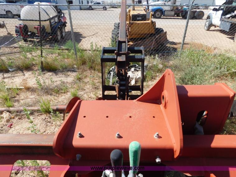 image for item L5925 2007 Ditch Witch ZRT65 trencher