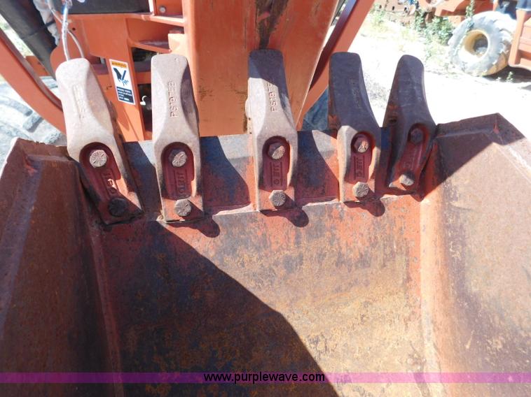 image for item L5925 2007 Ditch Witch ZRT65 trencher