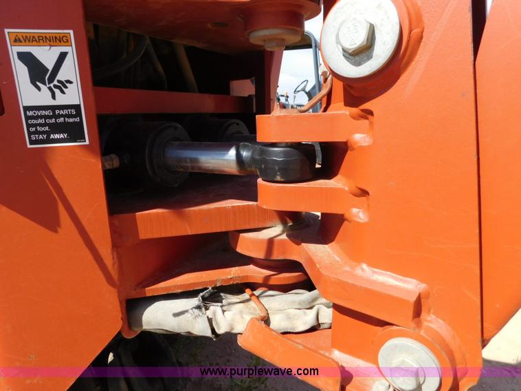 image for item L5925 2007 Ditch Witch ZRT65 trencher