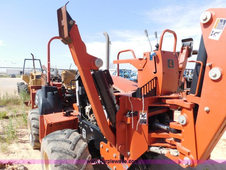 image for item L5925 2007 Ditch Witch ZRT65 trencher