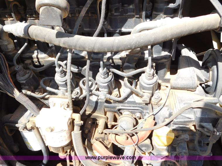 image for item L5925 2007 Ditch Witch ZRT65 trencher