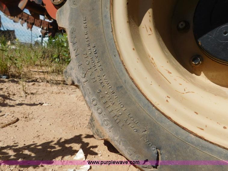 image for item L5925 2007 Ditch Witch ZRT65 trencher