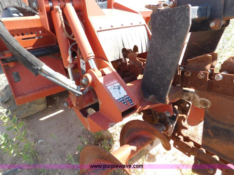 image for item L5925 2007 Ditch Witch ZRT65 trencher
