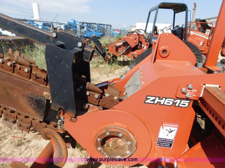 image for item L5925 2007 Ditch Witch ZRT65 trencher