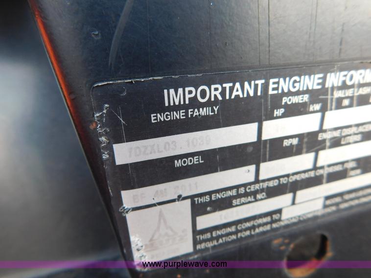 image for item L5925 2007 Ditch Witch ZRT65 trencher