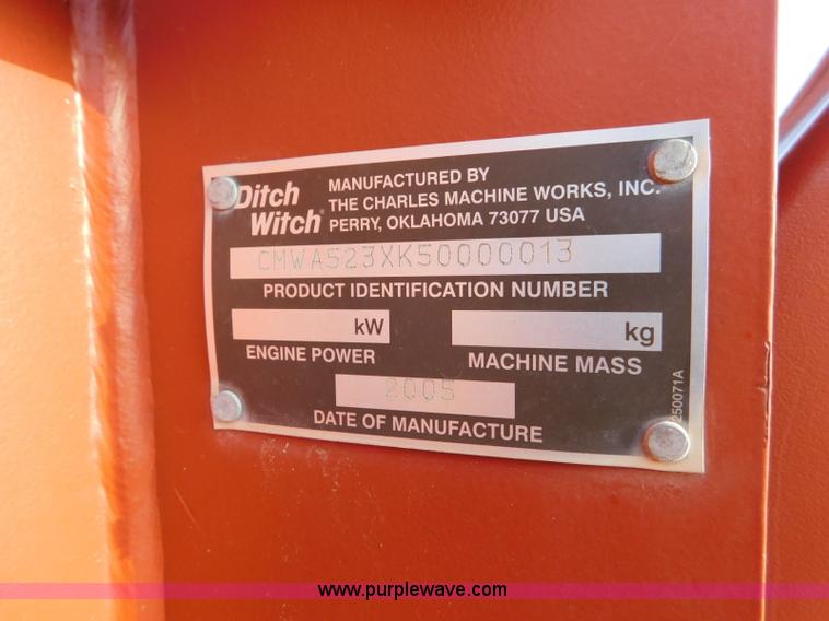 image for item L5925 2007 Ditch Witch ZRT65 trencher