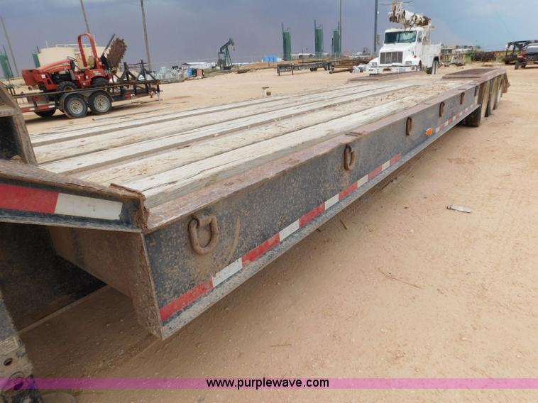 image for item L5930 2003 Atoka 22-DE-60-3 equipment trailer