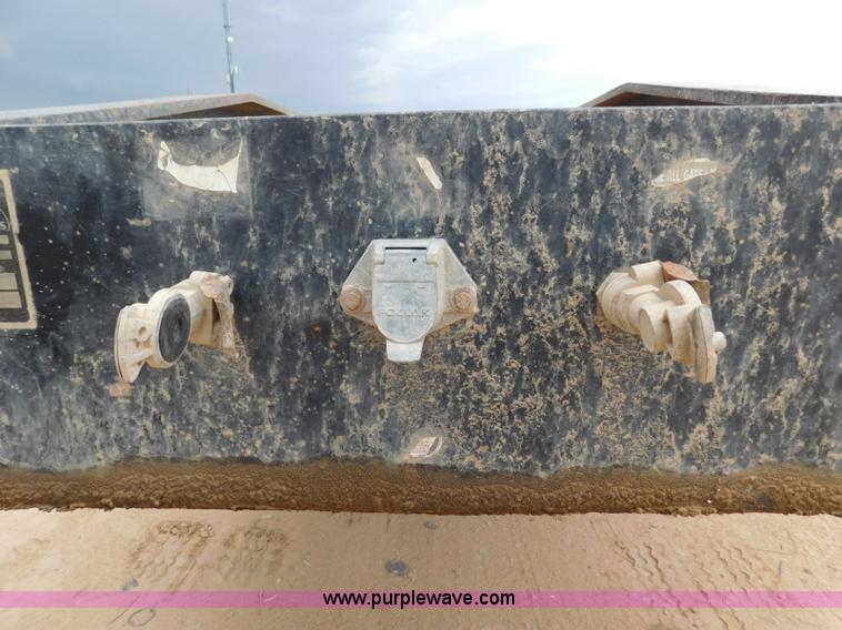 image for item L5930 2003 Atoka 22-DE-60-3 equipment trailer