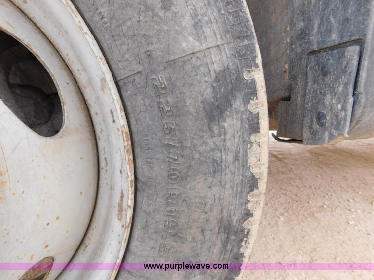 image for item L5931 2007 Ford F550 bucket truck