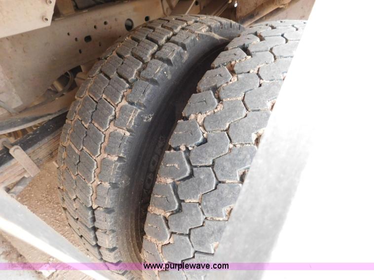 image for item L5931 2007 Ford F550 bucket truck