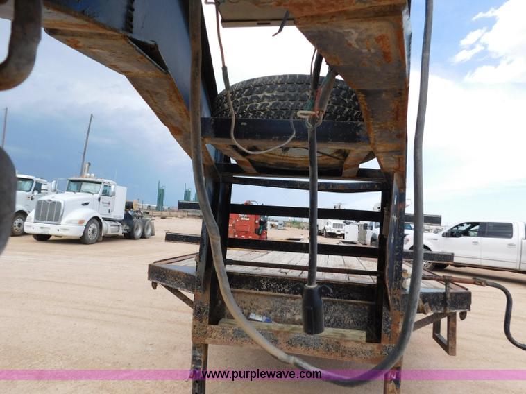 image for item L5933 2006 Parker Performance equipment trailer